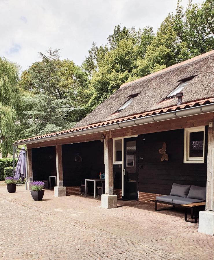 Bed and Breakfast Rheezerstee Экстерьер фото