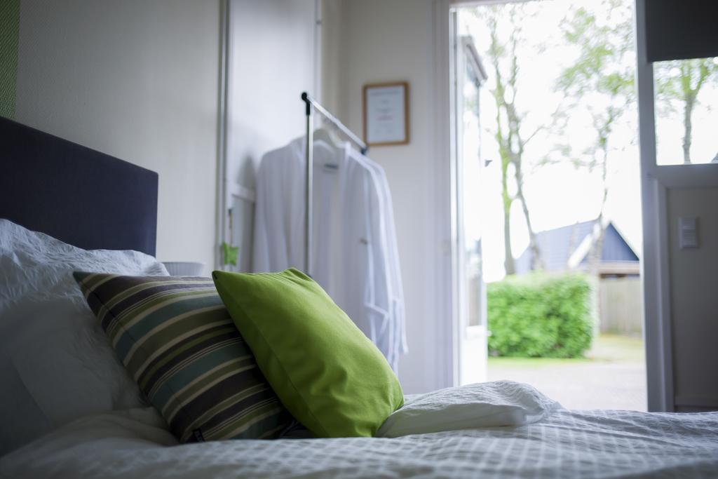 Bed and Breakfast Rheezerstee Экстерьер фото