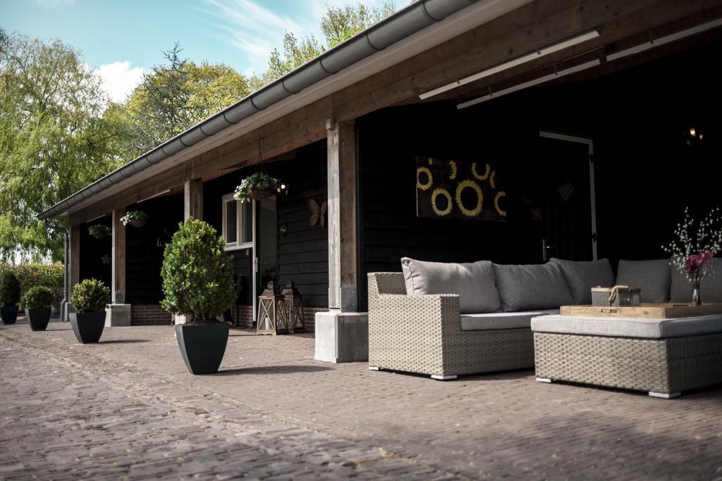 Bed and Breakfast Rheezerstee Экстерьер фото